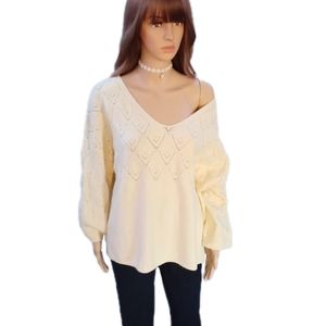 Cozy casuals oversized M/L balloon sleeve sweater